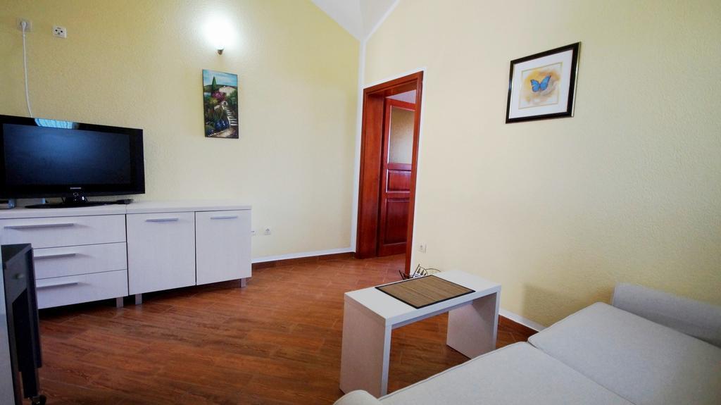 Apartmani Zona Ilha Ilha Sveti Stefan Exterior foto