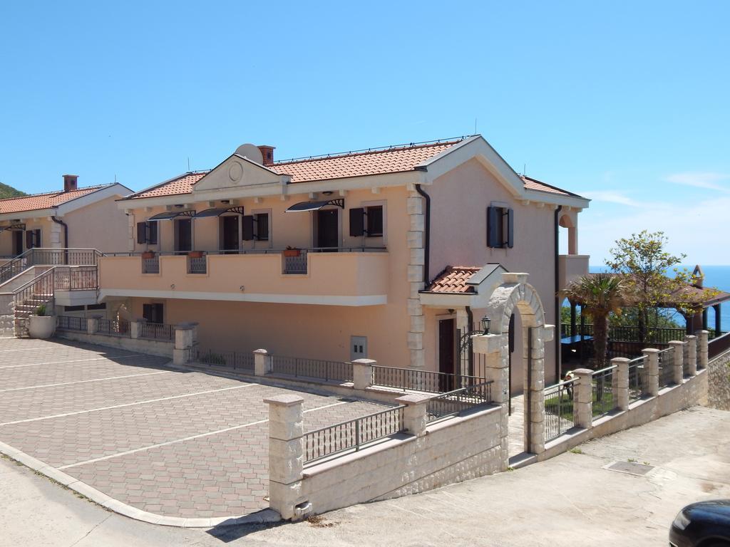 Apartmani Zona Ilha Ilha Sveti Stefan Exterior foto